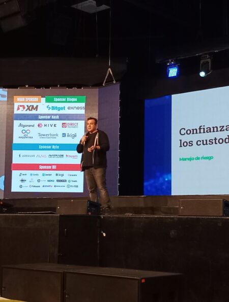 Como masificar el uso de las criptos Blockchain Summit 2204 Notabene