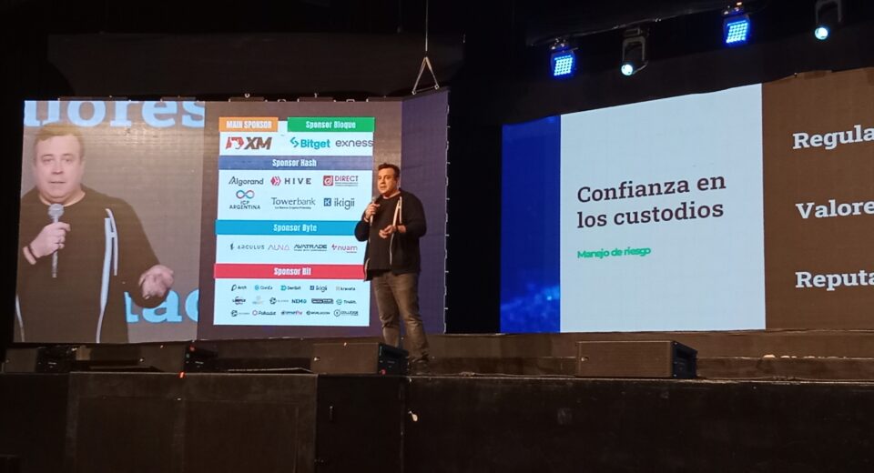 Como masificar el uso de las criptos Blockchain Summit 2204 Notabene